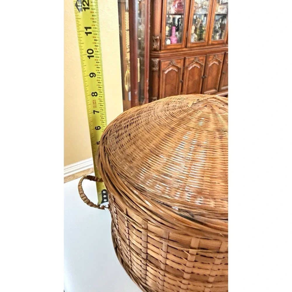 Vintage Woven Wicker Basket With Lid Handles‎ Storage Picnic Farmhouse